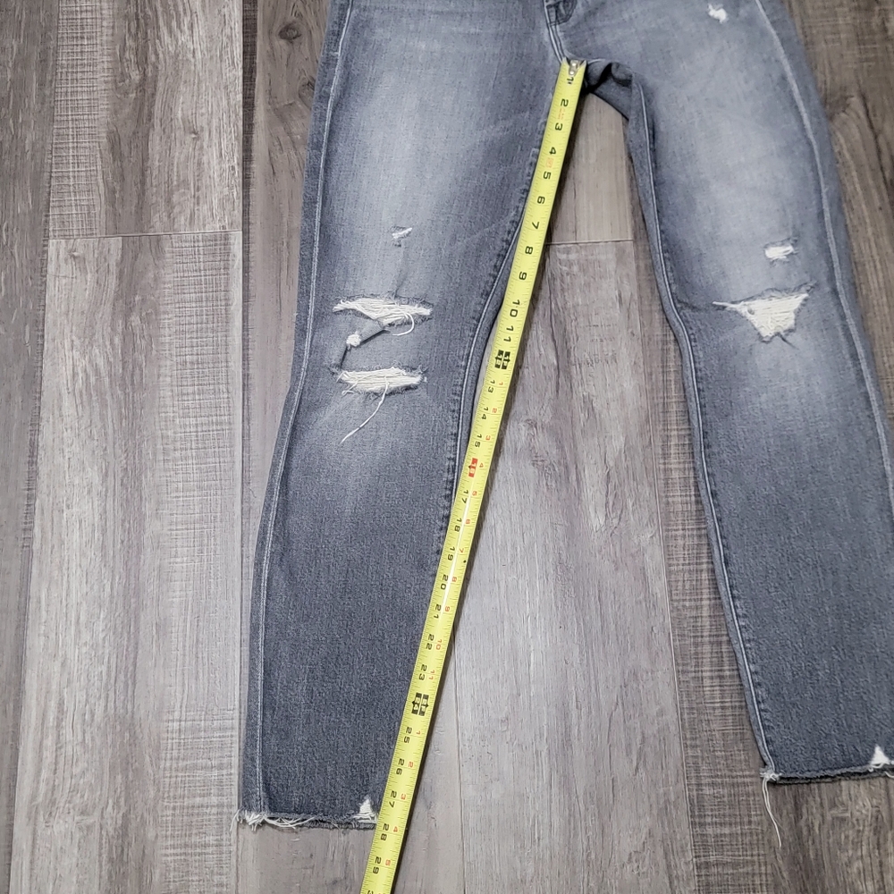 Mother High Waisted Looker Ankle Nick Fray Jeans - Picture 6 of 16